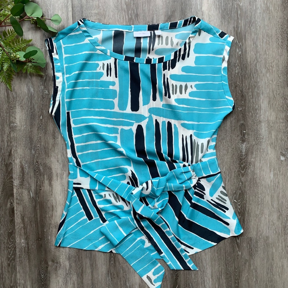 New York and Co. Polyester Tie-Front Blouse